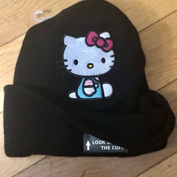 Hello Kitty Black and Pink Beanie - Picture 1 of 6